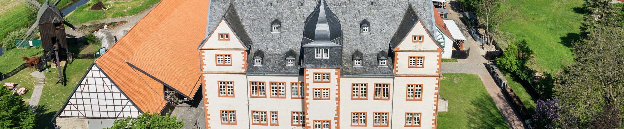 Schloss Salder von oben fotografiert.