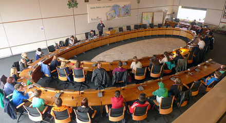 Das Jugendparlament diskutierte kontrovers über das Stimmrecht der Beisitzer.
