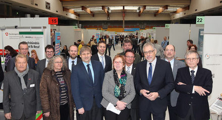 Initiatoren und Partner bei der Eröffnung der BONA SZ Ausbildungsmesse. Foto: Allianz für die Region GmbH / Susanne Hübner