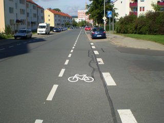 In der Friedrich-Ebert-Straße gibt es jetzt einen Radfahrerschutzstreifen. (Foto: Stadt Salzgitter)
