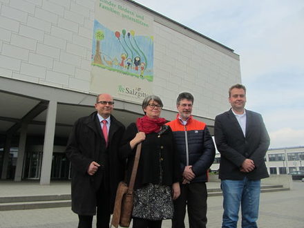 von links: Eckart Müller-Zitzke, Tanja Schreiber, Henning Jauns und Martin Bunzel von der Betreuungsstelle der Stadt