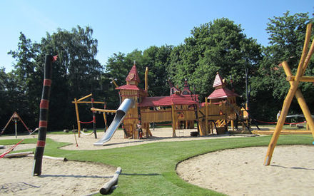 Der Roxy Helco-Spielplatz ist ein baulicher Erfolg des Städtebauförderprogrammes „Soziale Stadt“. (Foto: Stadt Salzgitter)