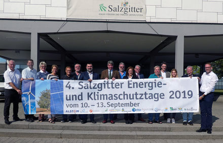 Die Stadt Salzgitter und die elf Projektpartnerinnen und Projektpartner laden die Bürgerinnen und Bürger zu den abwechslungsreichen Veranstaltungen innerhalb der 4. Salzgitter Energie- und Klimaschutztage ein.