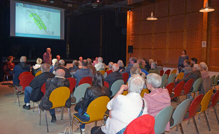 Viele Bürgerinnen und Bürger informierten sich über die geplante Renaturierung der Fuhse zwischen Lebenstedt und Salder.