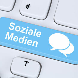 Die Volkshochschule der Stadt Salzgitter hat freie Plätze in ihrem neuen Kurs „Online-Marketing leicht gemacht mit KI“, der am 28. Februar beginnt.