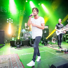 Max Giesinger 2017 auf der Bühne beim Kultursommer 2017