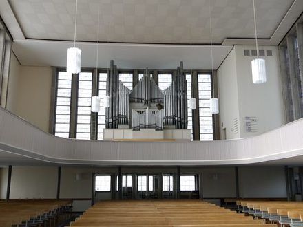 Innenraum der Martin-Luther-Kirche