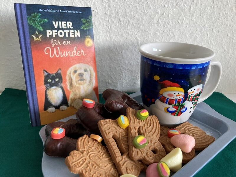 In der Stadtbibliothek wird es am Nikolaustag weihnachtlich.